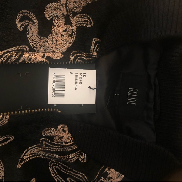 New Fully Embroidered Zip Up Jacket. - Picture 8 of 15